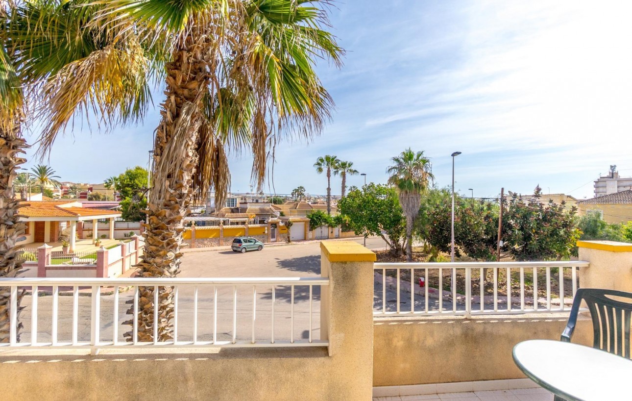 Venta - Chalet - Torrevieja - Zona los Frutales