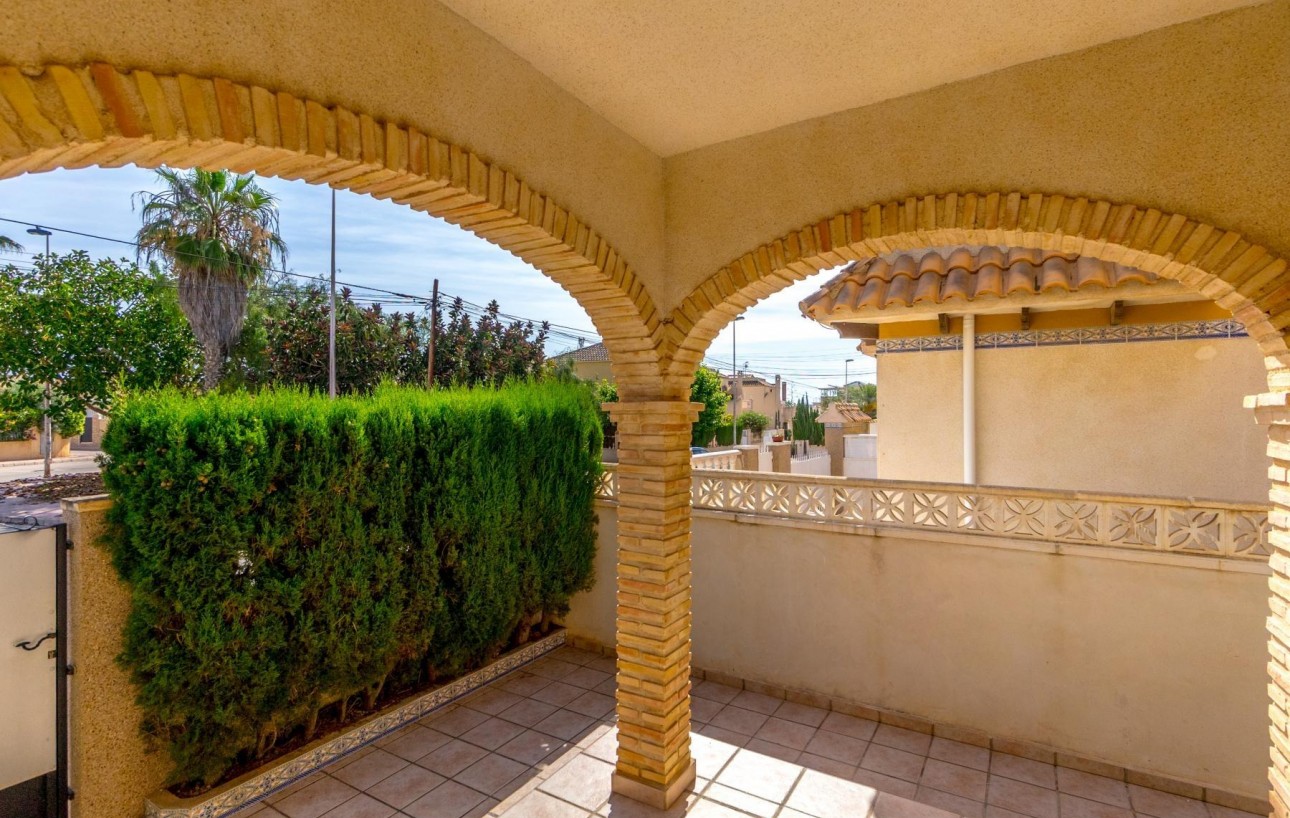 Venta - Chalet - Torrevieja - Zona los Frutales