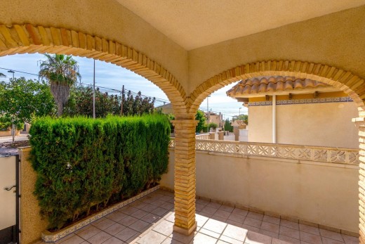 Venta - Chalet - Torrevieja - Zona los Frutales