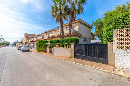 Venta - Chalet - Torrevieja - Zona los Frutales