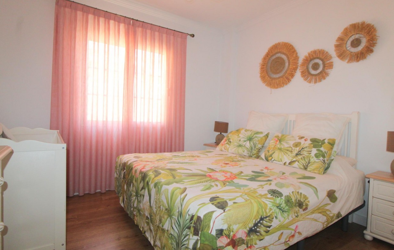 Venta - Apartamento - Torrevieja - La veleta