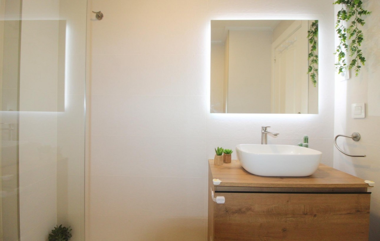 Venta - Apartamento - Torrevieja - La veleta