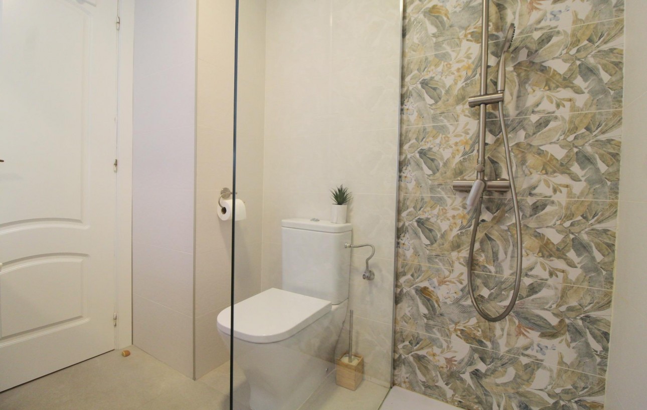 Venta - Apartamento - Torrevieja - La veleta