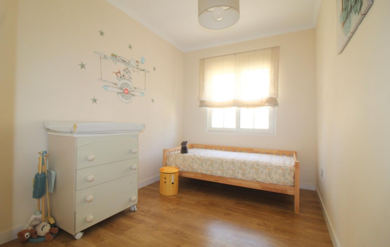Venta - Apartamento - Torrevieja - La veleta
