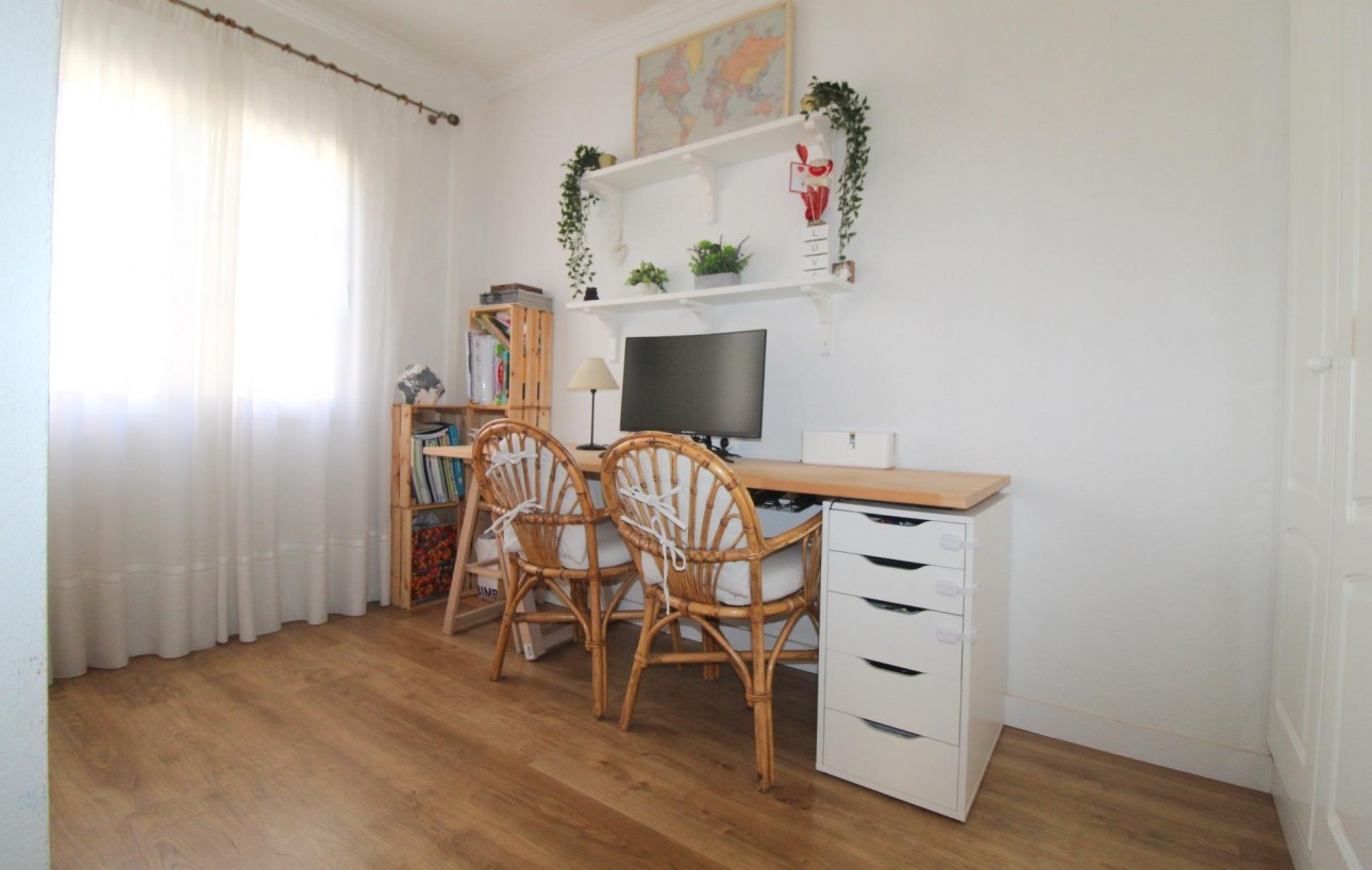 Venta - Apartamento - Torrevieja - La veleta