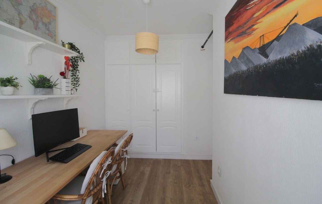 Venta - Apartamento - Torrevieja - La veleta