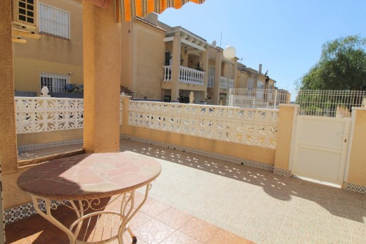 Resale - Bungalow Planta Baja - Torrevieja - Aguas Nuevas