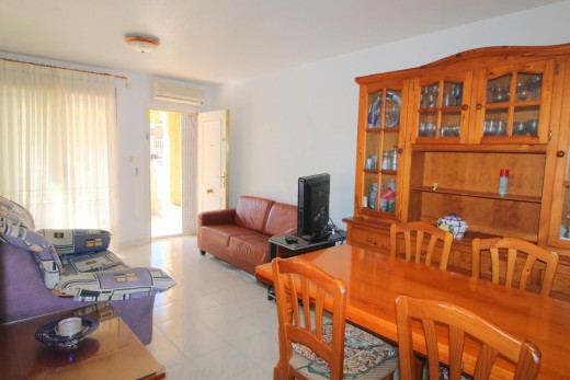 Resale - Bungalow Planta Baja - Torrevieja - Aguas Nuevas