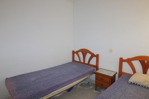 Resale - Bungalow Planta Baja - Torrevieja - Aguas Nuevas