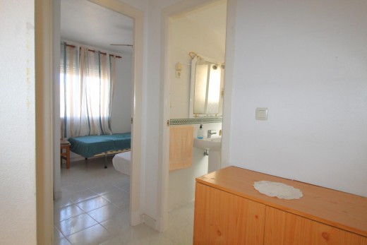 Resale - Bungalow Planta Baja - Torrevieja - Aguas Nuevas