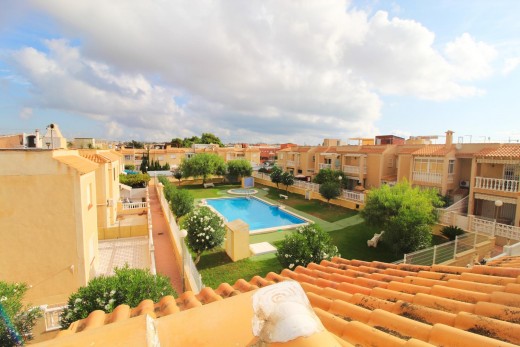 Resale - Bungalow Planta Baja - Torrevieja - Aguas Nuevas