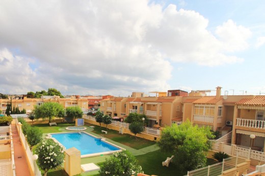 Resale - Bungalow Planta Baja - Torrevieja - Aguas Nuevas