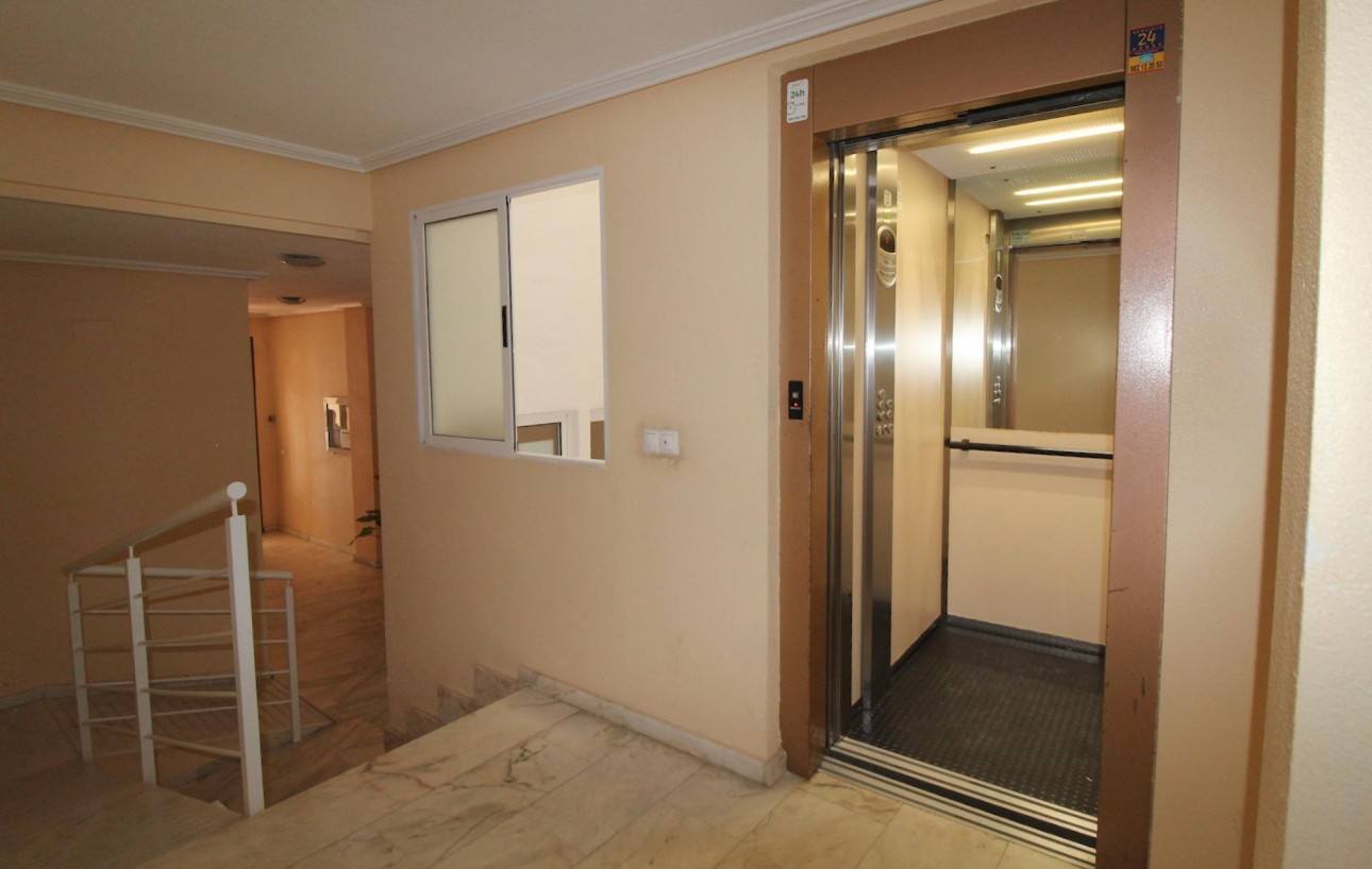 Revente - Appartement - Torrevieja - Playa del cura